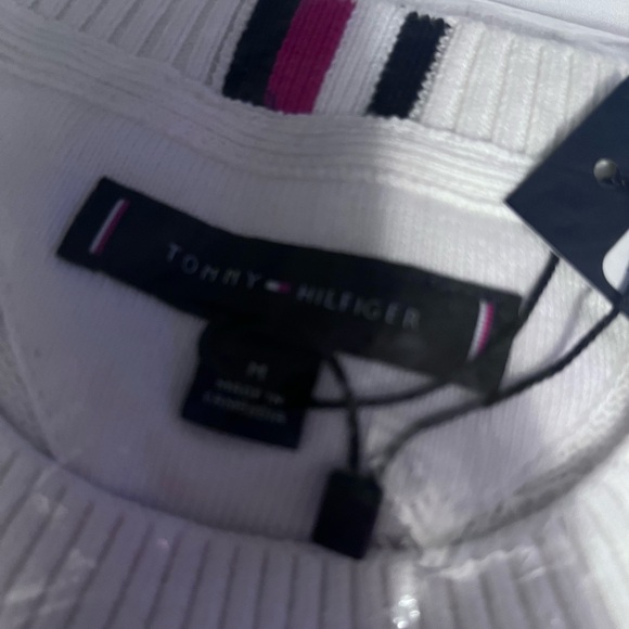 Tommy Hilfiger Men's Ivory Cable Knit Sweater Brand New with Tags Medium - Picture 8 of 8